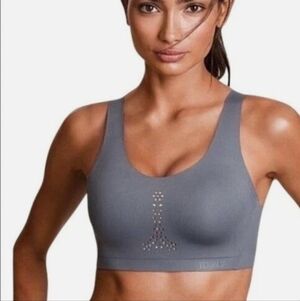 Victoria's Secret Angel Max Sports Bra